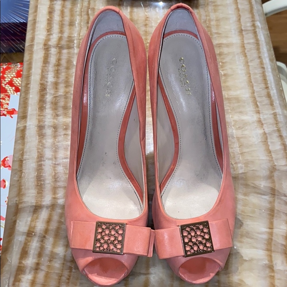 Salmon/Pink Coach Heels with Bows